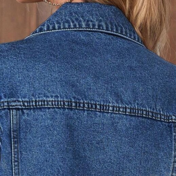 Medium Wash Puff Sleeve Button up Denim Jean Jacket - Picture 2 of 9